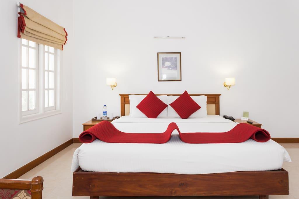The Avenue Center Hotel Kochi Exterior photo